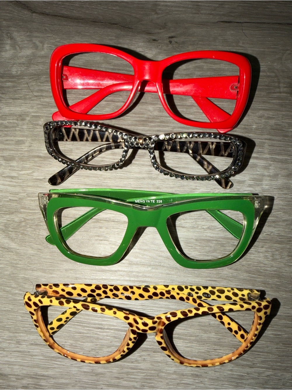 4 glasses frame